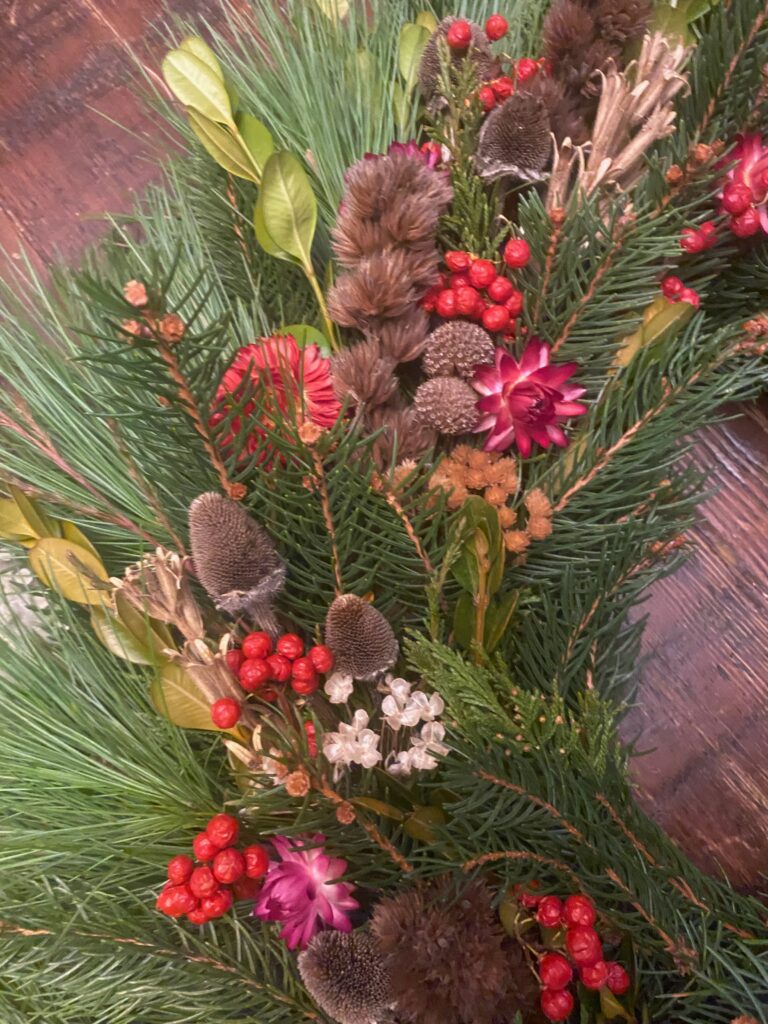 Dried flower holiday wreaths img 0903 (1)